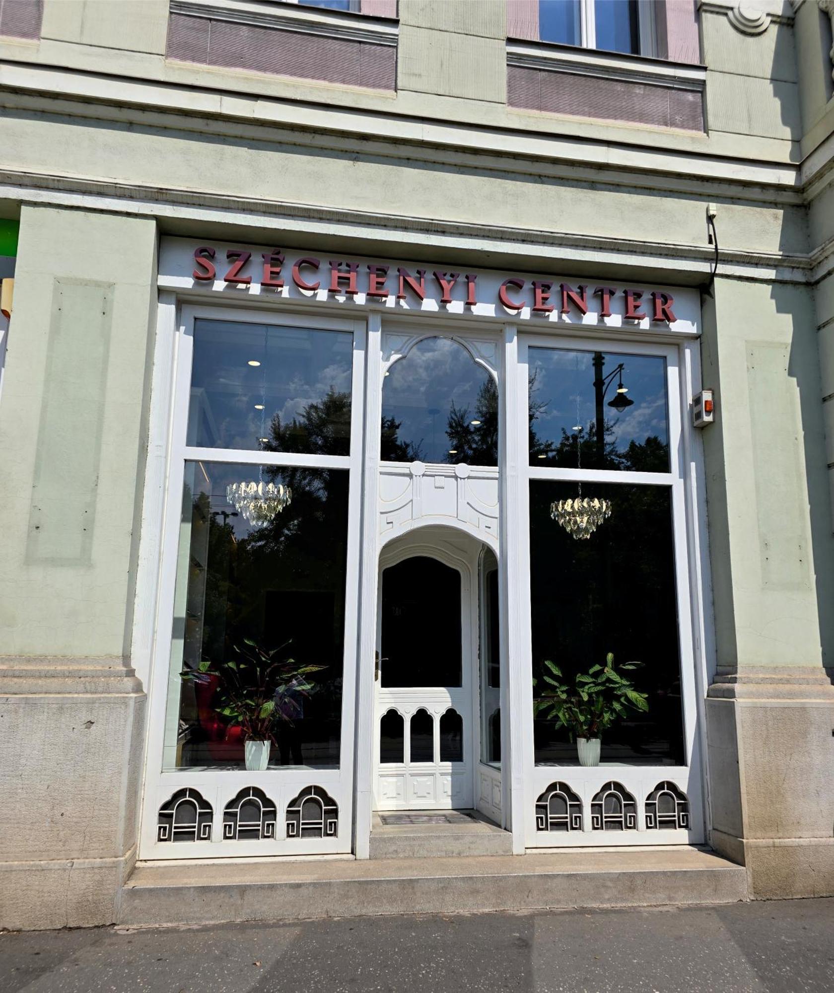 Szechenyi Center Aparthotel Szeged Ngoại thất bức ảnh